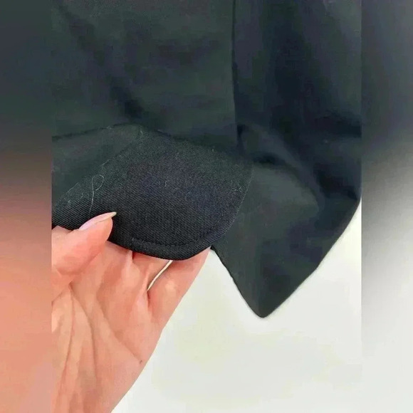 Chanel Vintage Collection 29 Knee-length Skirt Black Gold Signature Buttons - Picture 5 of 13